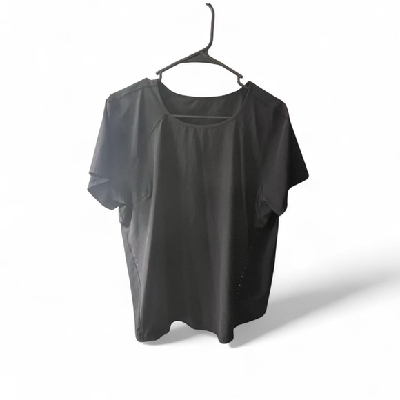 lululemon athletica Black Short Sleeve Tee - Picture 3 of 7